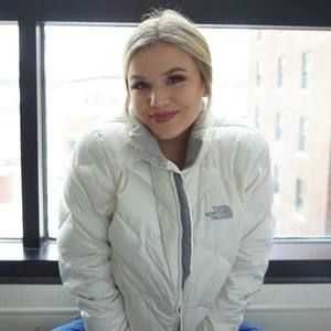 Meet your Posher, Jillian